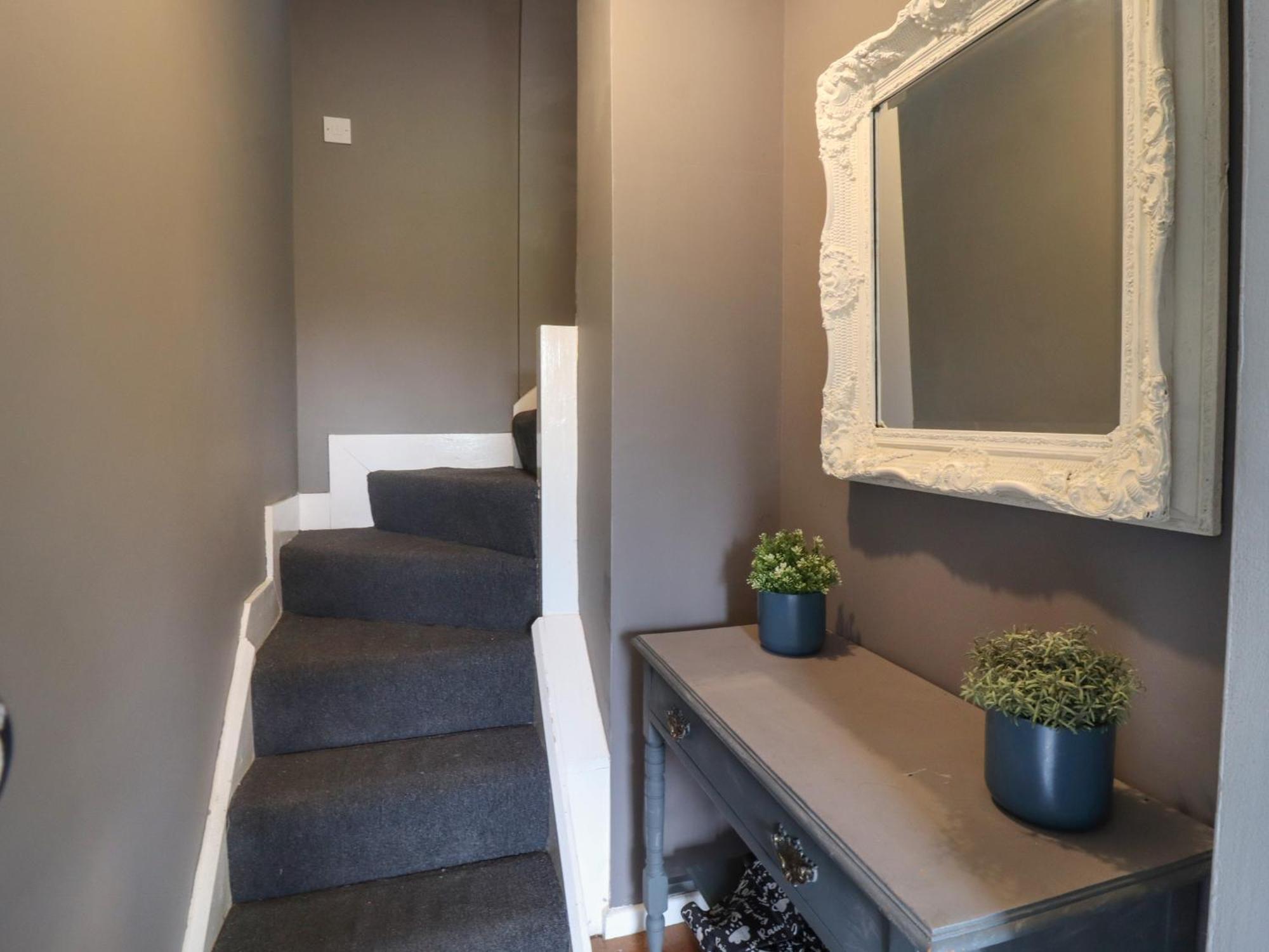 Pendle View Apartments Blackburn  Ngoại thất bức ảnh