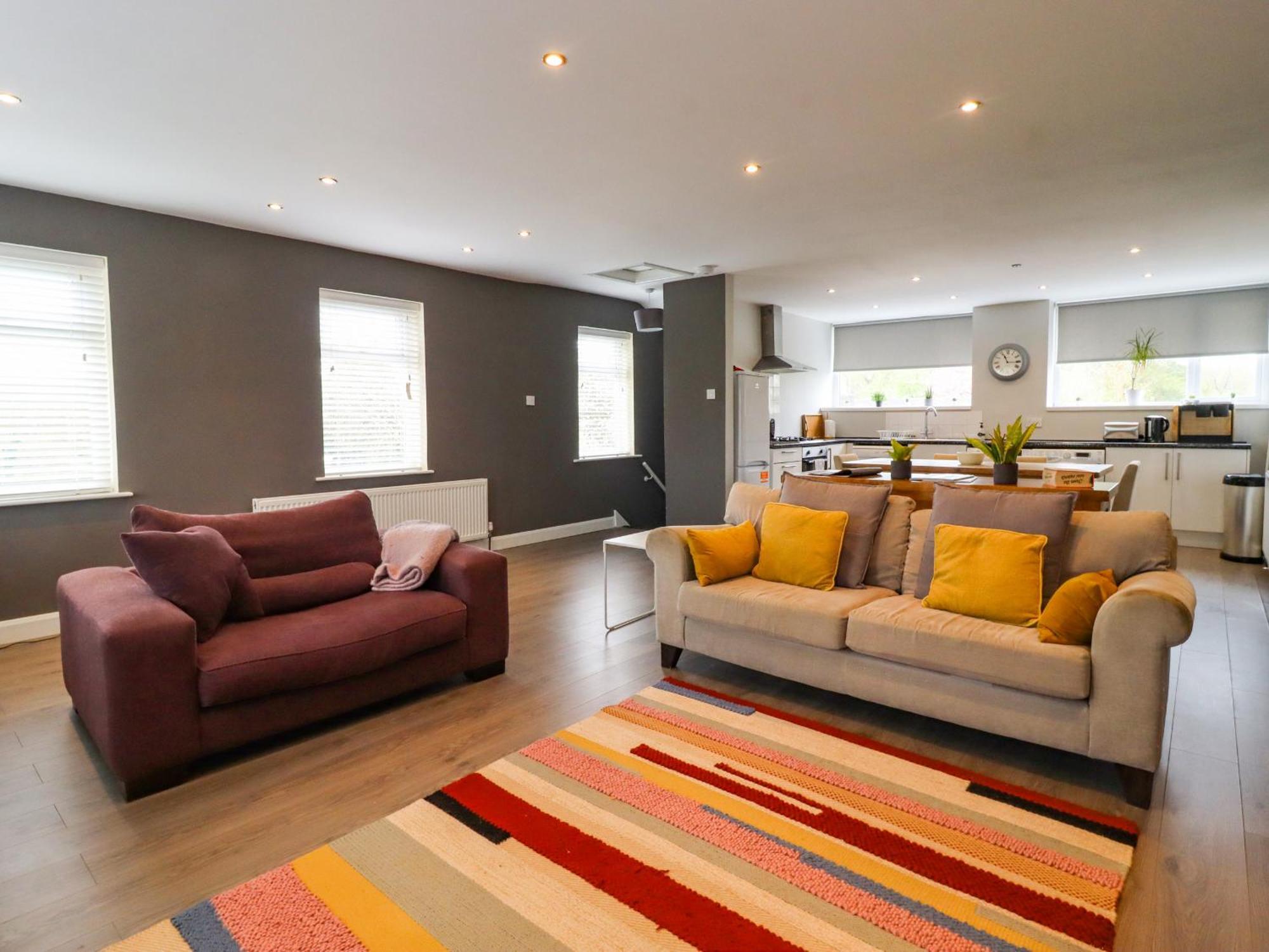 Pendle View Apartments Blackburn  Ngoại thất bức ảnh