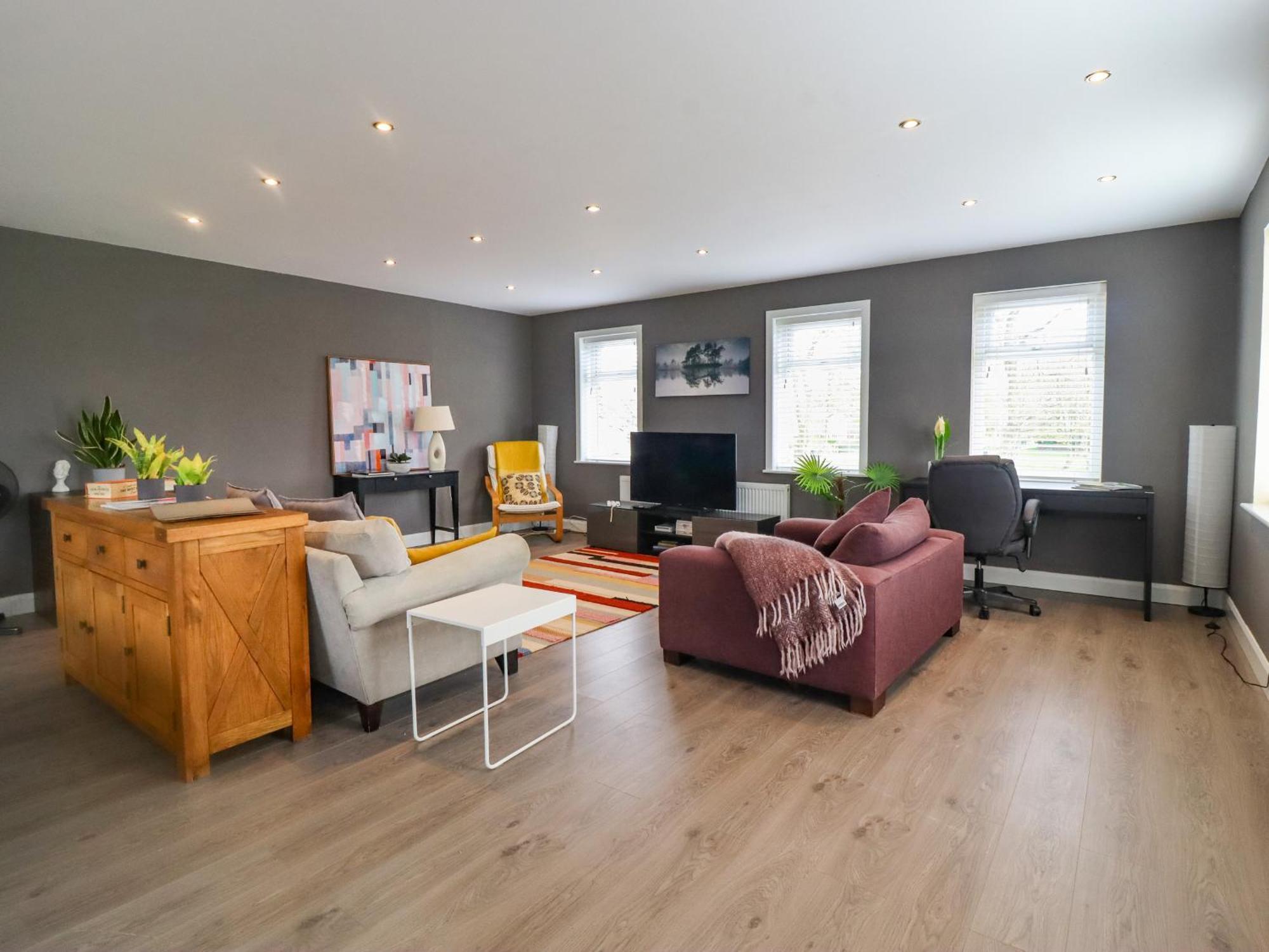 Pendle View Apartments Blackburn  Ngoại thất bức ảnh